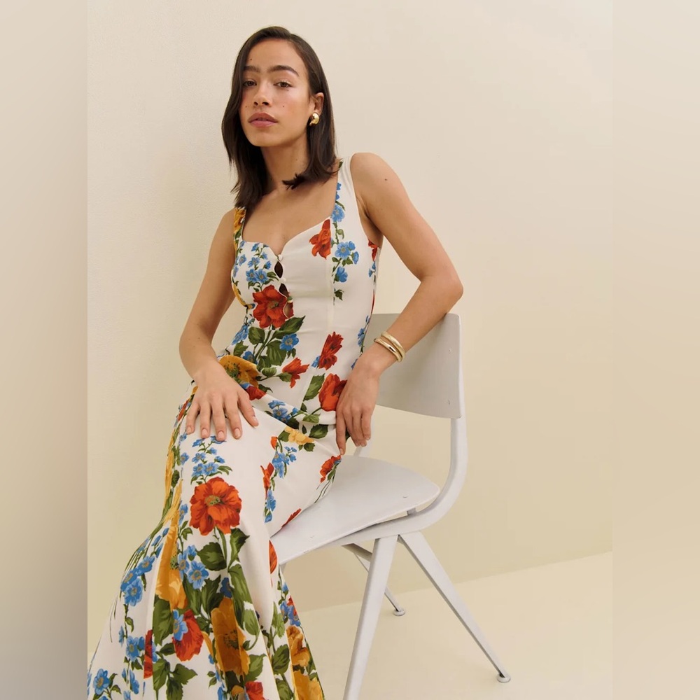 Reformation Laine DrDress In Formosa, brand new, never worn, no flaws.